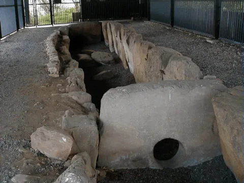 Züschen Tomb1