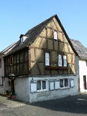 05 Fronhof 4 01