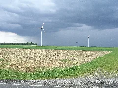 2 Windkraftanlagen Richtung Sso Bei Westwind Panoramio