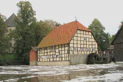 2007 09 30,07B, Schloss Rheda, Kornmühle, Emshochwasser