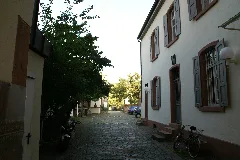 2009.08.27 073308 Cornelienhof Ma Neckarau