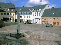 20090607230Dr Bärenstein (Altenberg) Marktbrunnen