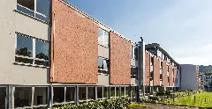 2013 09 02 Weiterbildungskolleg, Langwartweg 72, Bonn Dottendorf, Blickrichtung Südwest Img 0945