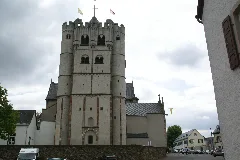 2014.06.21.112318 Facade Stiftskirche Münstermaifeld
