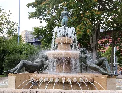 2014 07 Halle 04 Frauenbrunnen