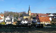 20171203170Mdr.jpg Hilbersdorf (Bobritzsch H) Kirche+Gasthof
