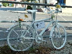 20200913.Ghost Bicycles.pirnaer Landstraße Straße. 013