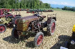 3Ème Salon Des Tracteurs Anciens Moulin De Chiblins 18082013 Tracteur Allgaier Gauche