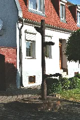 Aderstedt (Bernburg), Pumpe
