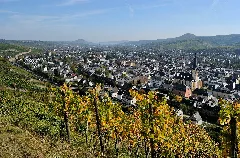 Ahrweiler, Rotweinwanderweg Blick, 2011 10 Cn 01