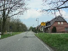 Alt Zachun Hauptstraße 2012 04 25 040