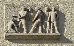 Anton Hölzl Hof, Relief 02