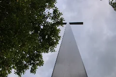 Aufblick Kreuz Gefallenendenkmal Kurnbach07062020