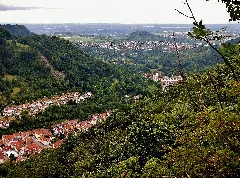 Ausblick Vom Burgstein, 744 M. Ü. Nn Schwäbische Alb Nordrand Weg (Hauptwanderweg 1, Hw 1), Albsteig, Blick Auf Lichtenstein Und Zum Georgenberg Panoramio