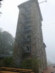 Aussichtsturm Hallgarter Zange 01