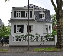 Bad Godesberg, Am Arndtplatz 2, Front