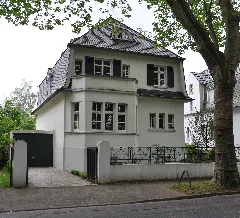 Bad Godesberg, Am Arndtplatz 4
