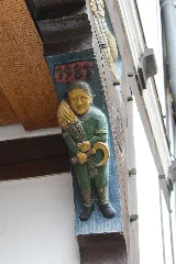 Bad Salzdetfurth, Figur Am Fachwerk