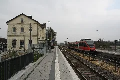 Bahnhof By Niederkasseler Panoramio (6)