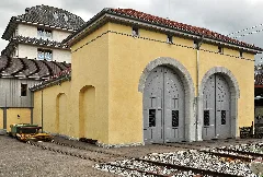 Bahnhof Uster Mit Zwei Lok Remisen 2011 08 07 15 02 46 Shiftn