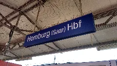 Bahnhofsschild Homburg 170410