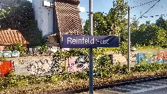 Bahnhofsschild Reinfeld 170527