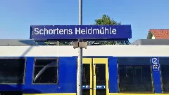 Bahnhofsschild Schortens Heidmühle 180716