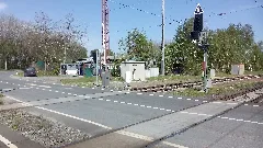 Bahnübergang Am Bahnhof Oldenbüttel Mit Gleisfreimeldeanlage • 1