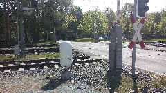 Bahnübergang Am Bahnhof Oldenbüttel Mit Gleisfreimeldeanlage • 2