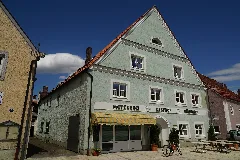 Baudenkmal Pfoerring Marktplatz 10