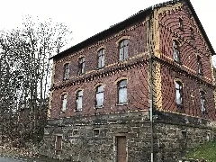 Beamtenwohnhaus Mit Stellwerk