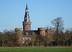 Bedburg Hau Schloß Moyland Katzenbuckel Pm19 01