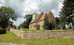 Beerfelde, Dorfkirche