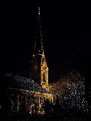 Beleuchtete St. Gertrud Kirche In Hamburg Altenwerder Am 16.3.2016, Aufgenommen Aus Richtung Nordost