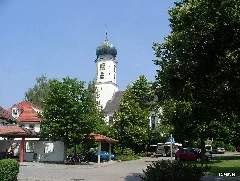 Bergatreute, Leider Waldet Der Kirchplatz Allmählich Ein. Panoramio