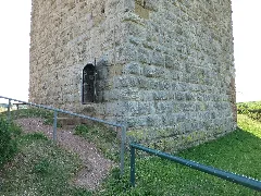 Bergfried Burg Schwabsburg Nordecke Mit Eingang