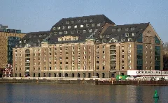 Berlin, Friedrichshain, Stralauer Allee, Osthafen, Getreidespeicher 01