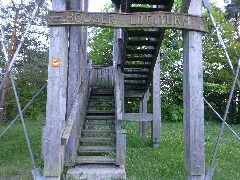 Booser Eifelturm 02 Zugang