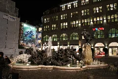 Brunnen Bei Nacht Panoramio