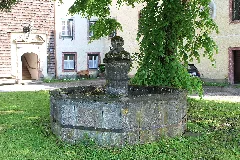 Brunnen Schloss Kirchberg An Der Pielach (2)