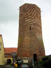 Burg In Löcknitz In Pommern 04 08 2009 001