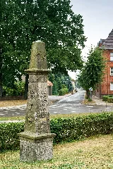 Calau Postmeilensaeule 01
