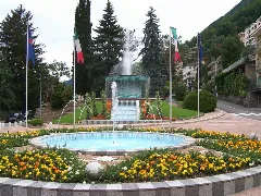 Campione D'italia Fontana Dietro L'arco Panoramio