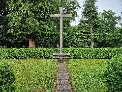 Cemetery Schleusingen 06