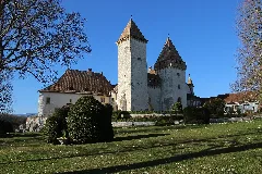 Chateau De La Sarraz 01