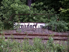 Clp 20080525 Bf Straßgräbchen Bernsdorf Stationsschild