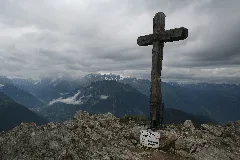 Croix Sommet Pierre Avoi