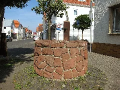 D 63322 Darmstädter Straße Brunnen