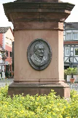 Denkmal Erbach Medaillon Kehrer
