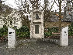 Denkmal Für Anton Wilhelm Florentin Von Zuccalmaglio In Waldbröl (Gesamtansicht)